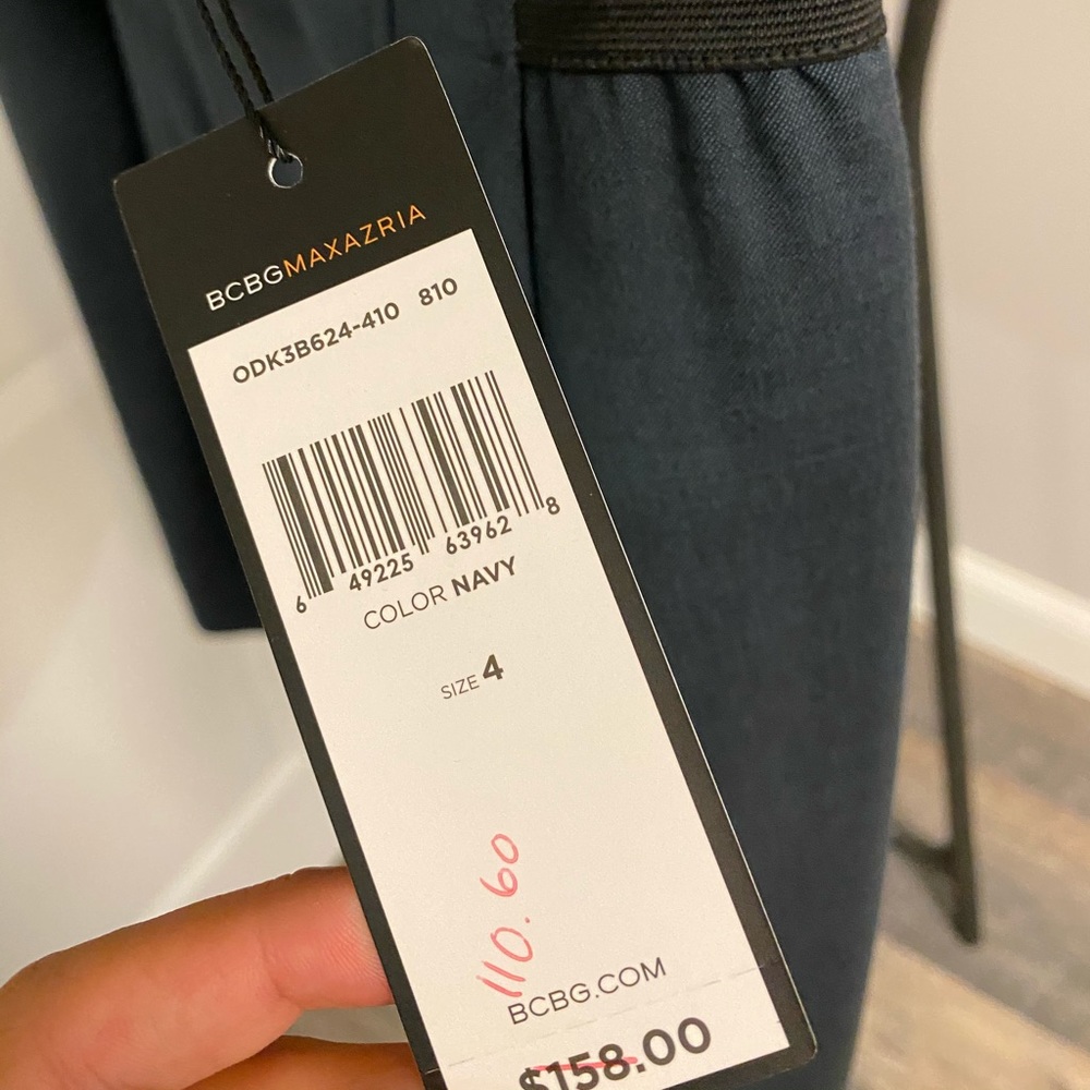 BCBG - Navy Pencil Skirt - NEW TAGS ATTACHED - 04